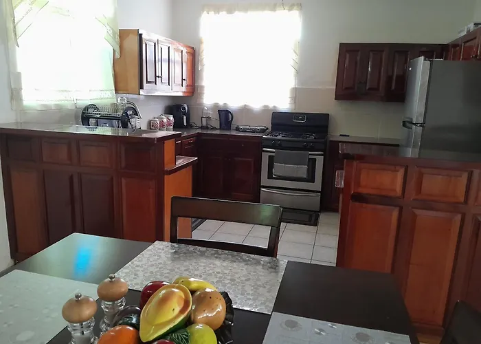 Abigail Diamond 2 Bedroom Apt Near Nanny Cay Marina